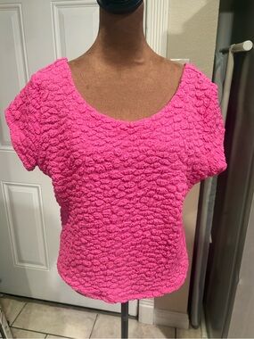 Maeve Hot Pink Textured Scoop Neck Crop Top